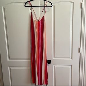 Billabong striped dress 🌺